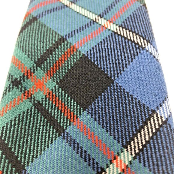 Lochcarron of Scotland Tartan Neck Tie Highlander Collection 100% New Pure Wool - Picture 6 of 9
